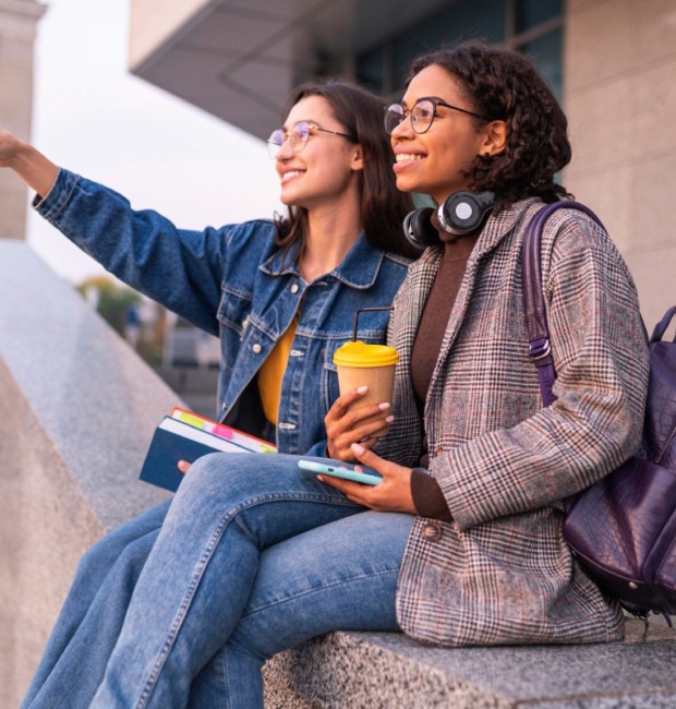 VeraBank's CRA Scholarship Supports College-Bound Seniors